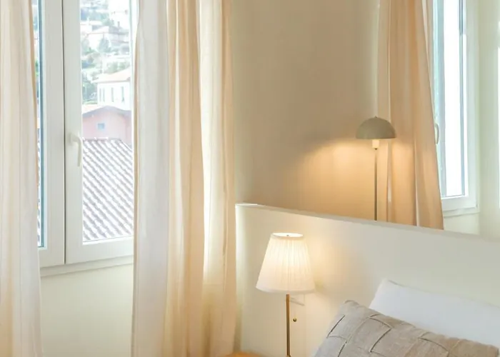 Appartamento Boutique Overlooking The *